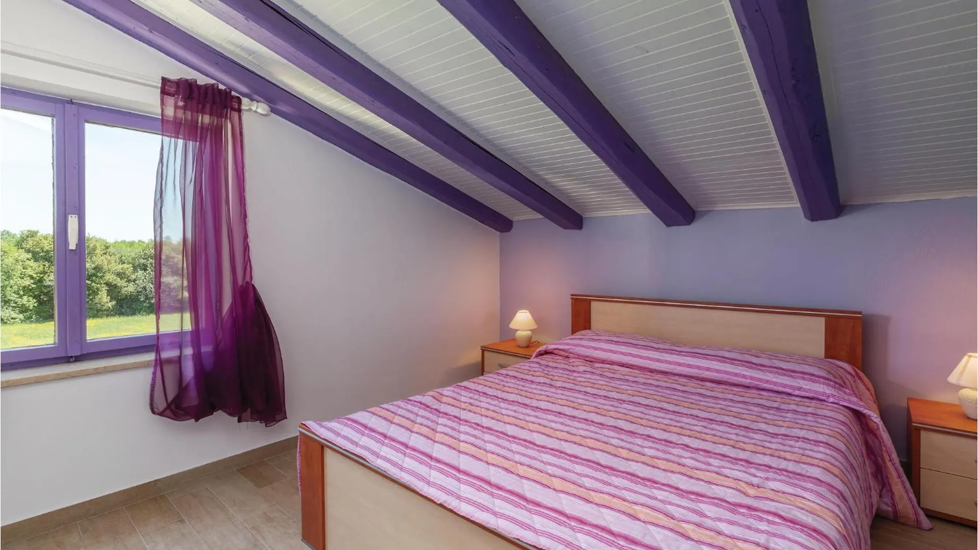 Cozy Apartment In Tar With House Sea View Tar-Vabriga 0*,  Croatia