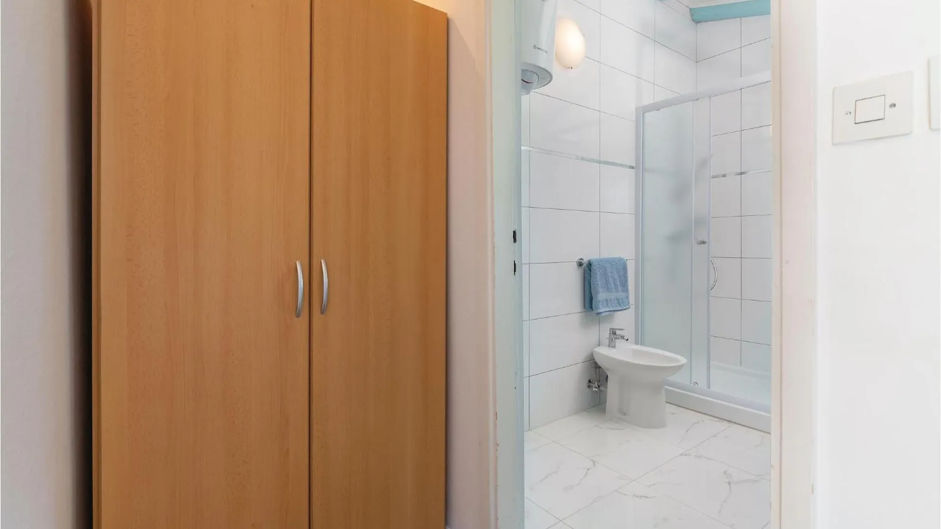 Cozy Apartment In Tar With House Sea View Tar-Vabriga